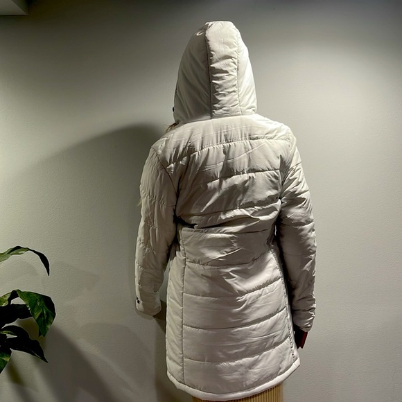 COPY - New balance jacket off white size M New with tags - Picture 2 of 6